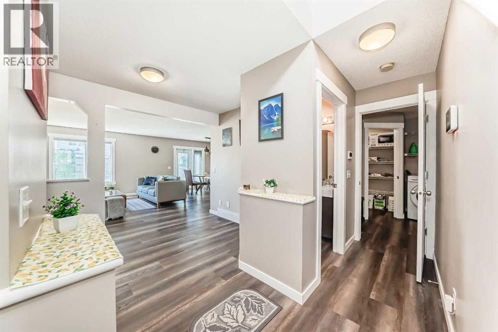 442 Citadel Drive NW — photo 3