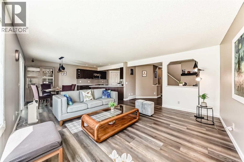 442 Citadel Drive NW — photo 2
