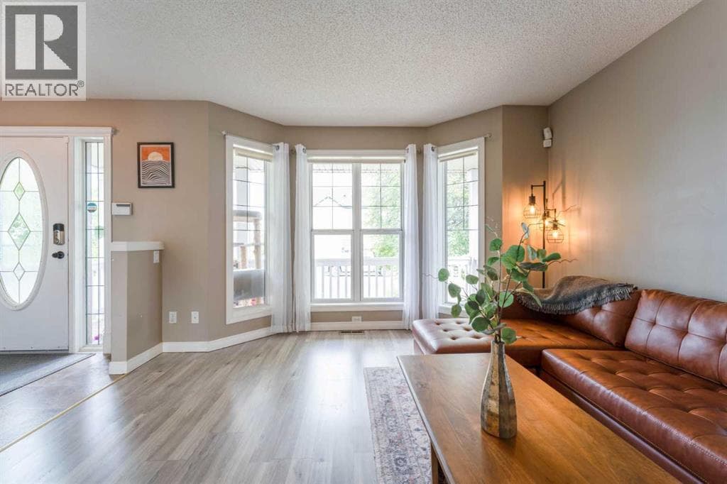 142 Bridlewood Manor SW — photo 5