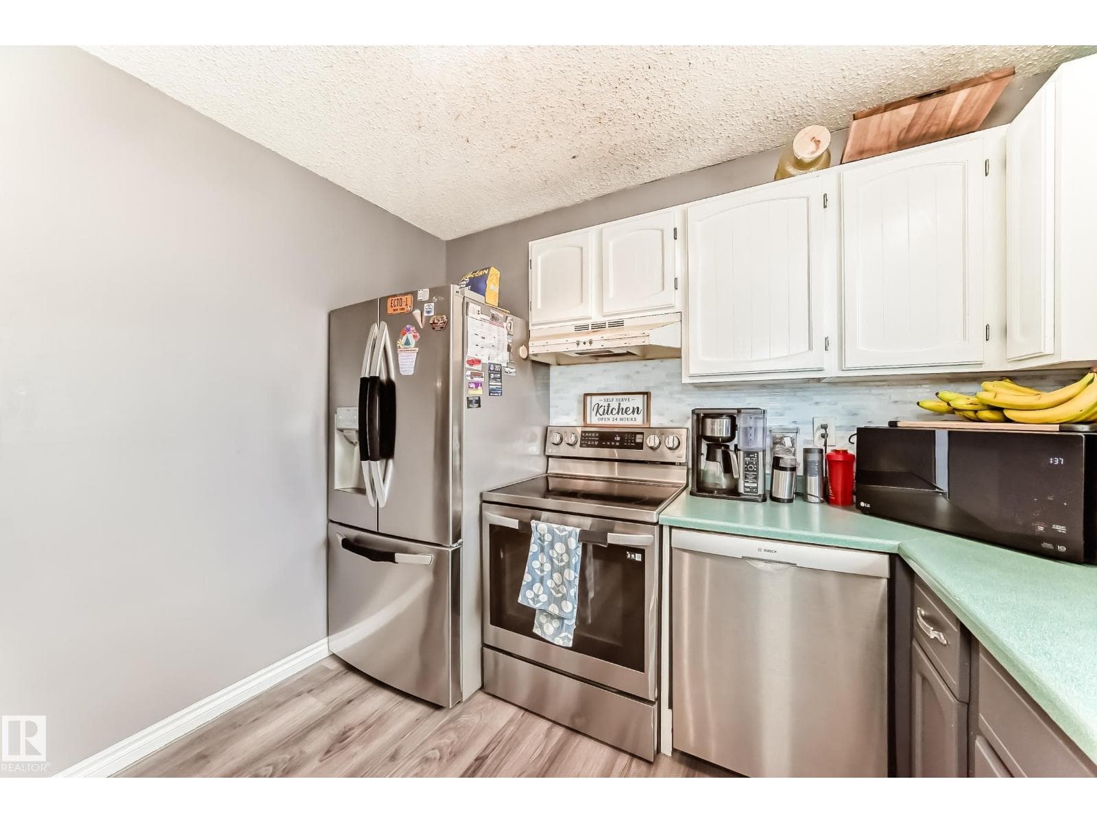 5106 19 AV NW — photo 5