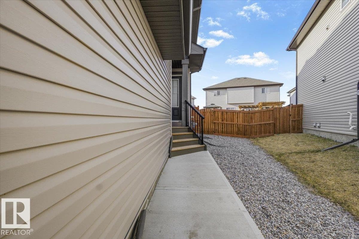 9046 COOPER LI SW — photo 5