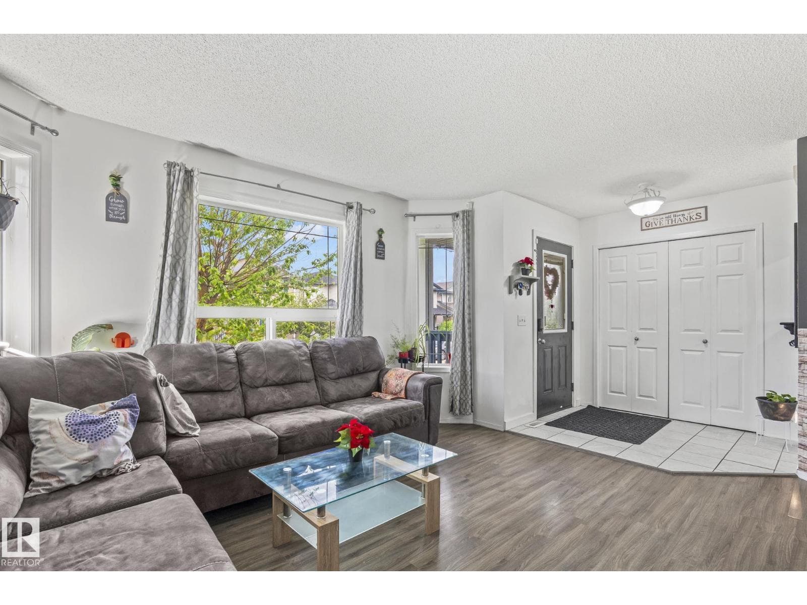 128 BROOKVIEW WY — photo 4
