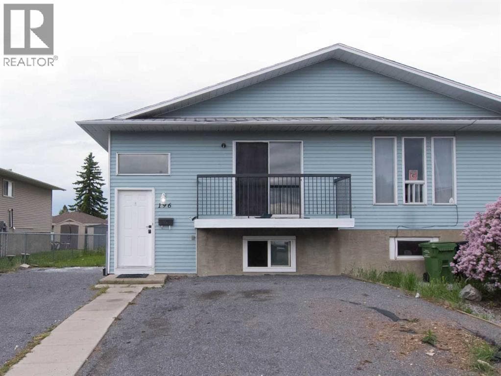 196 Fonda Drive SE — photo 2