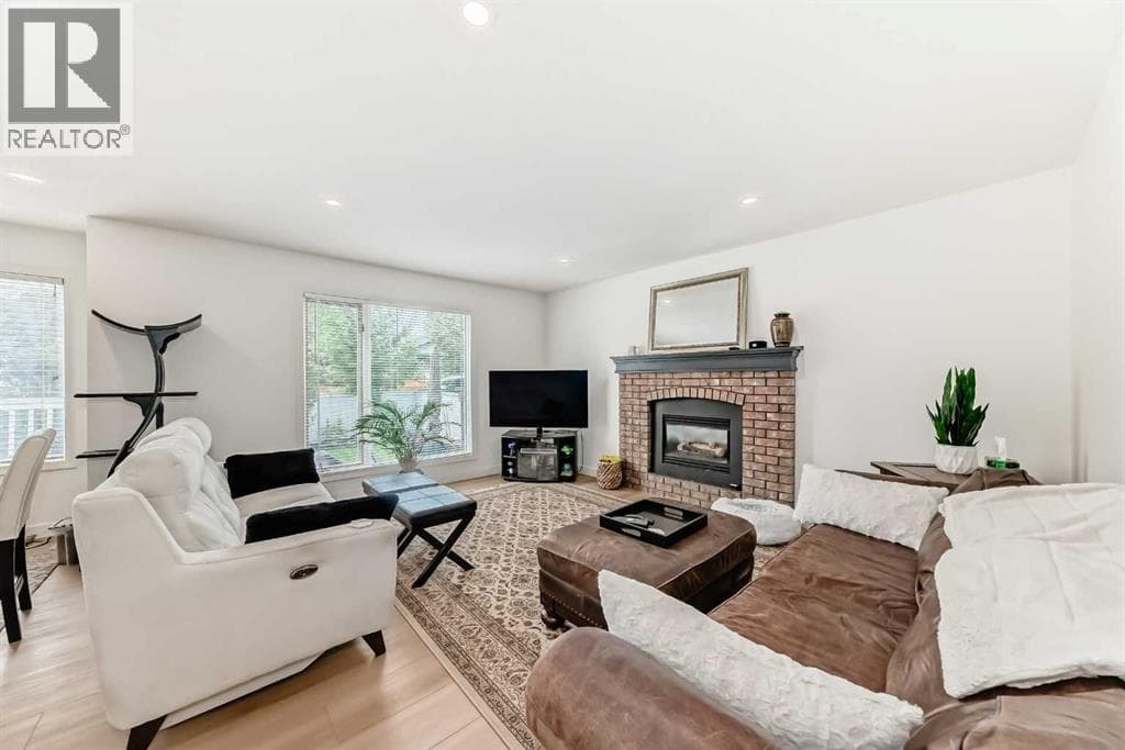 163 Shannon Circle SW — photo 5
