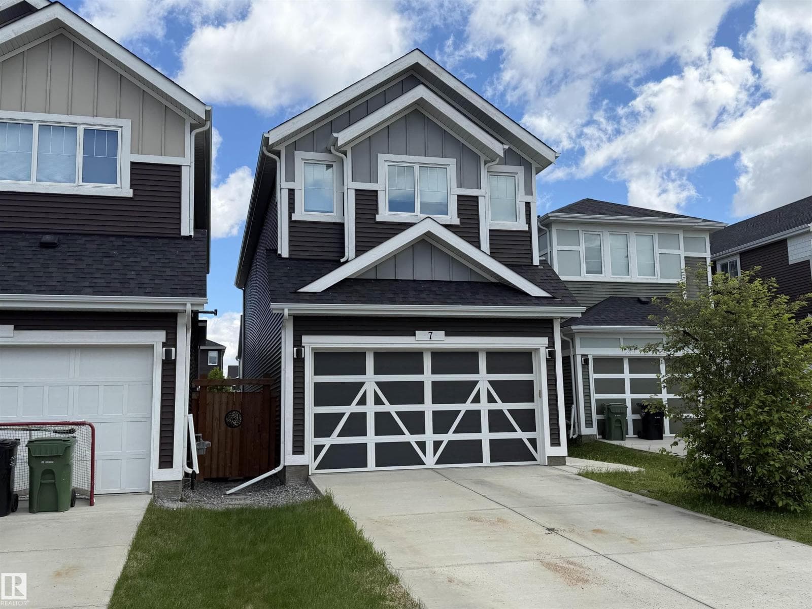 7 Stout PL — photo 3