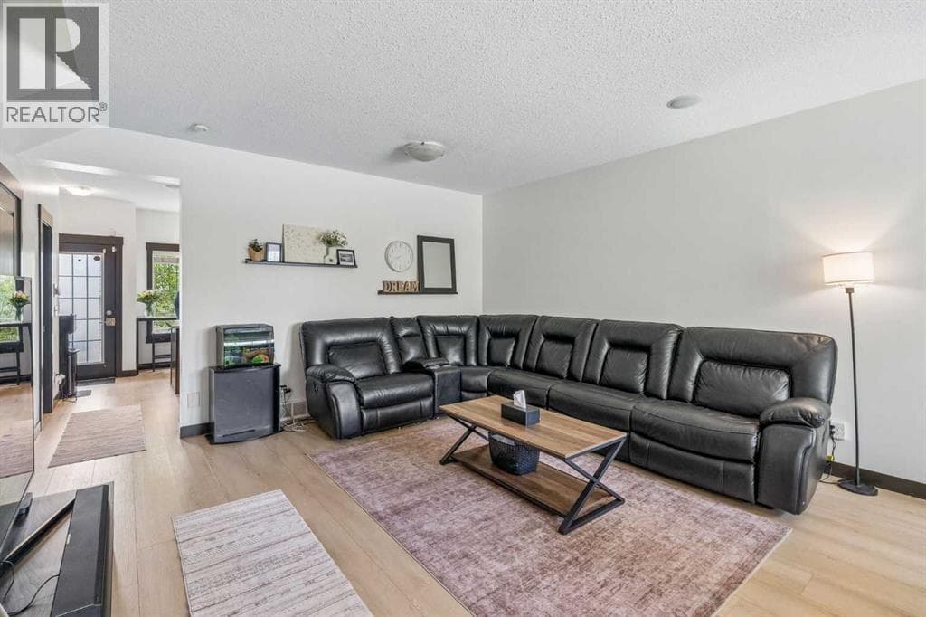 183 Rainbow Falls Drive — photo 3