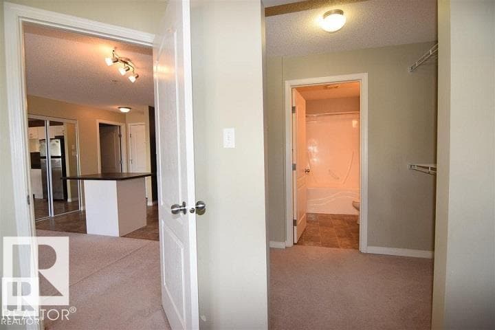 #2122 320 CLAREVIEW STATION DR NW — photo 3