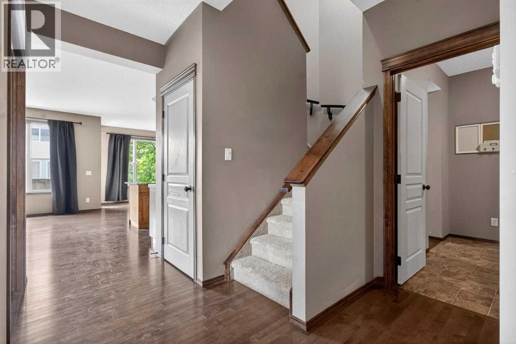 139 Panamount Street NW — photo 3