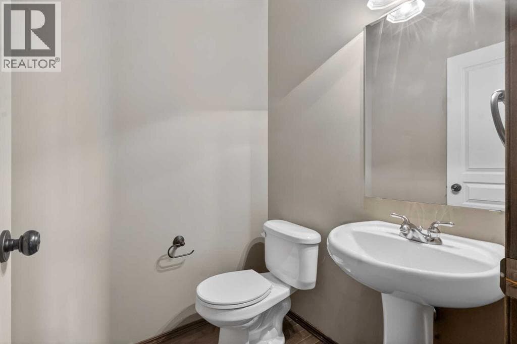 139 Panamount Street NW — photo 4