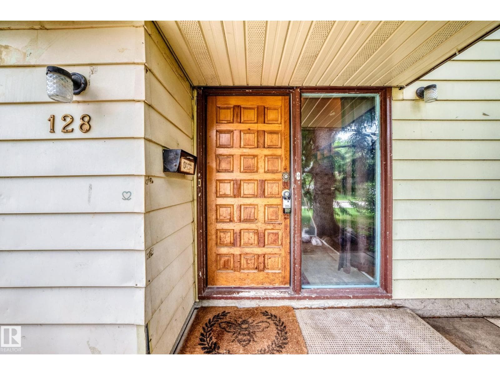 128 PINE ST — photo 2
