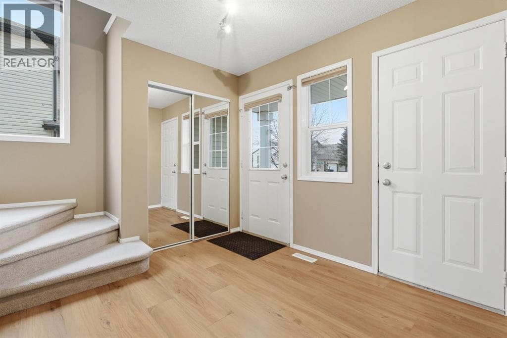 59 Silver Springs Way NW — photo 2