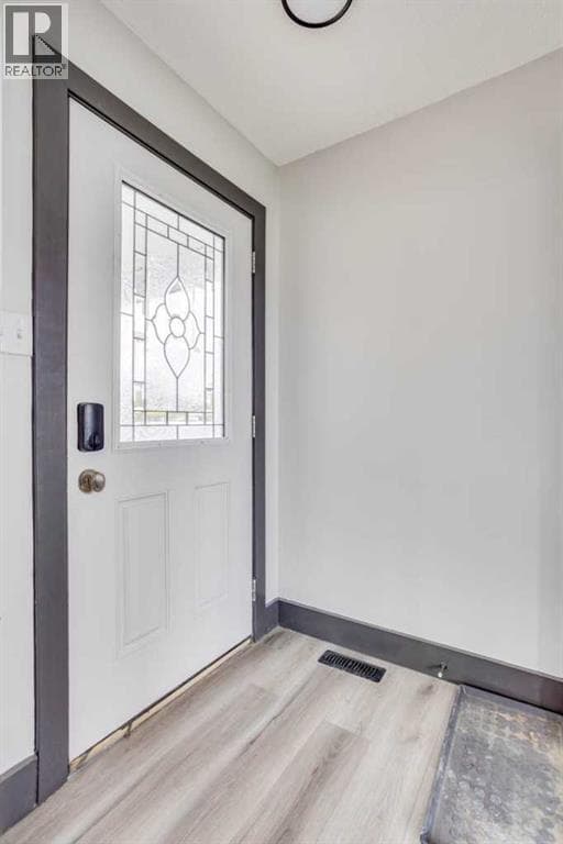 108 Caldwell Crescent — photo 5