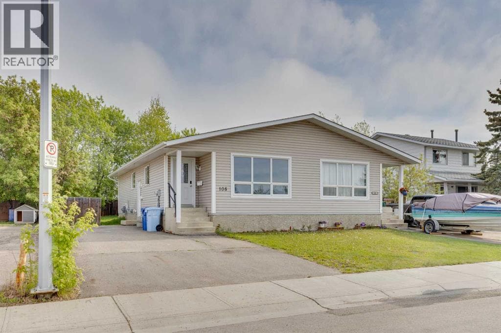 108 Caldwell Crescent — photo 2