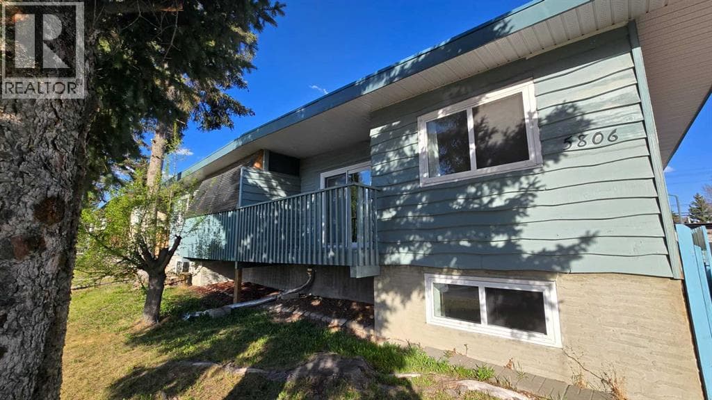 5806 Dalgleish Road NW — photo 2