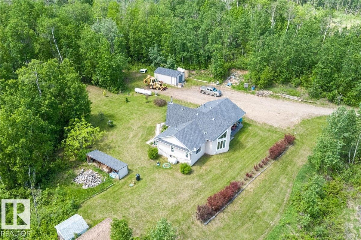 11, 52210 Range Road 192