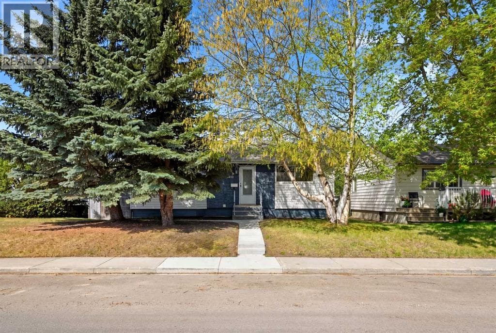 4410 40A Avenue — photo 2
