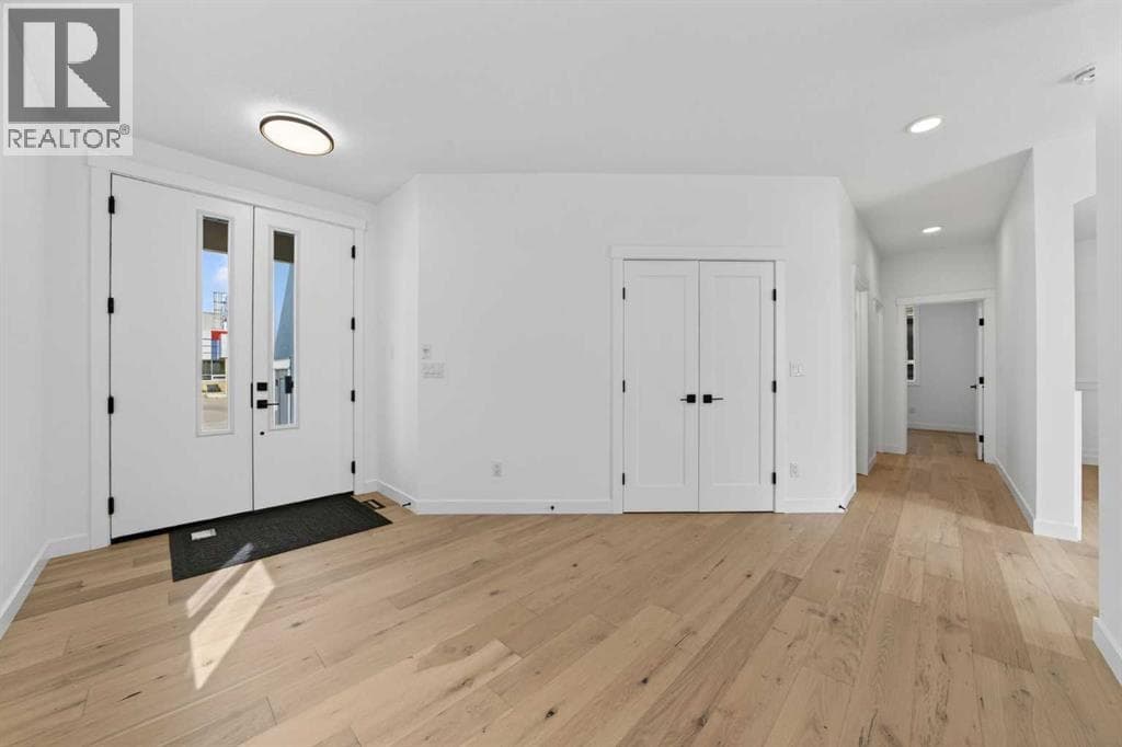 8 Ranchers Meadows — photo 2