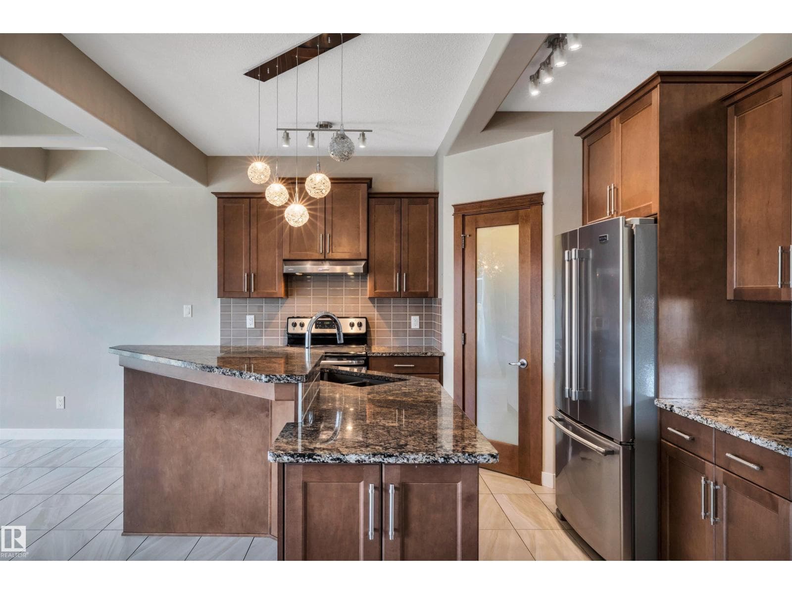 1461 WATT DR SW — photo 2