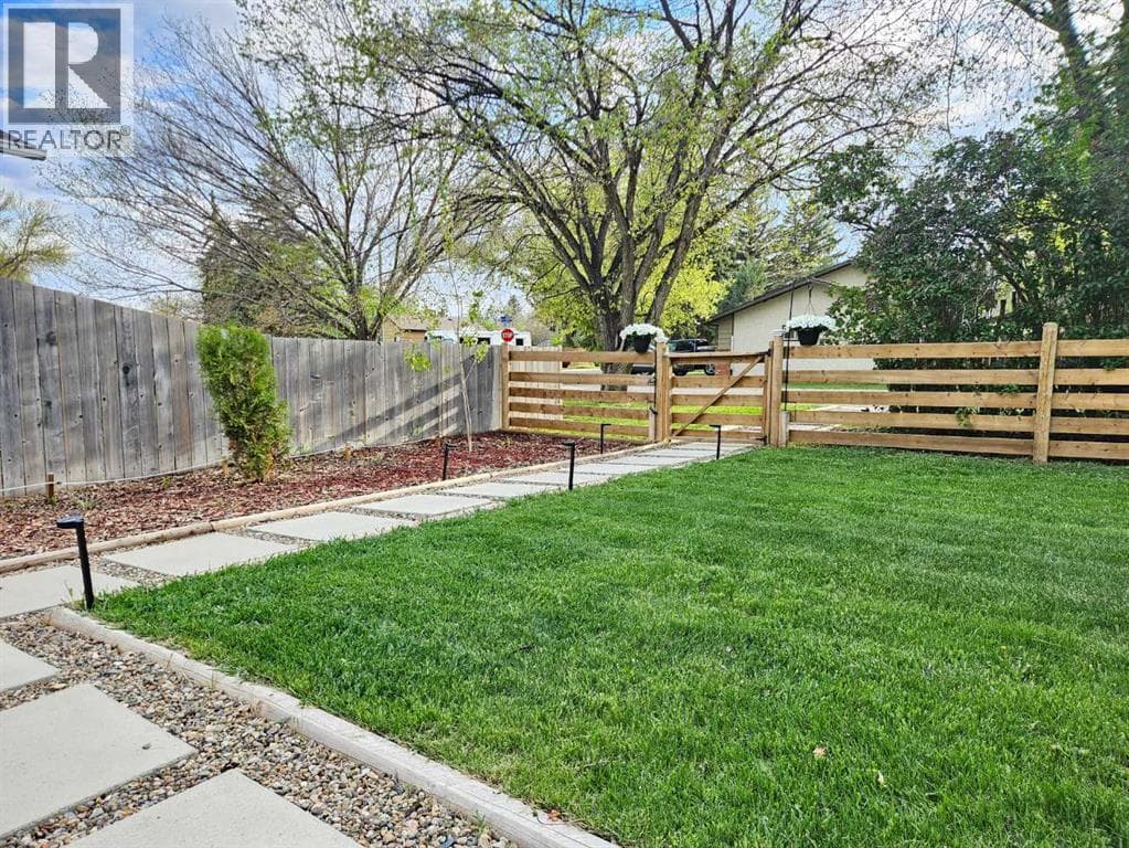 606 4 Street — photo 4