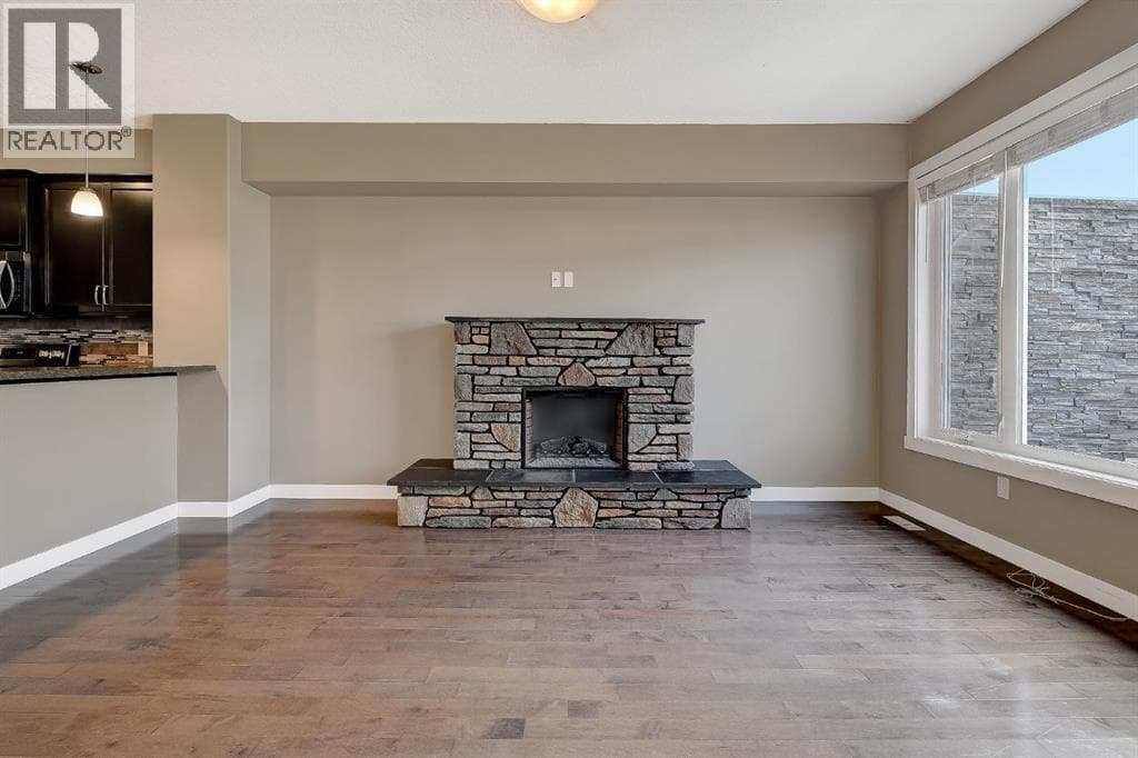14916 102A Street — photo 3