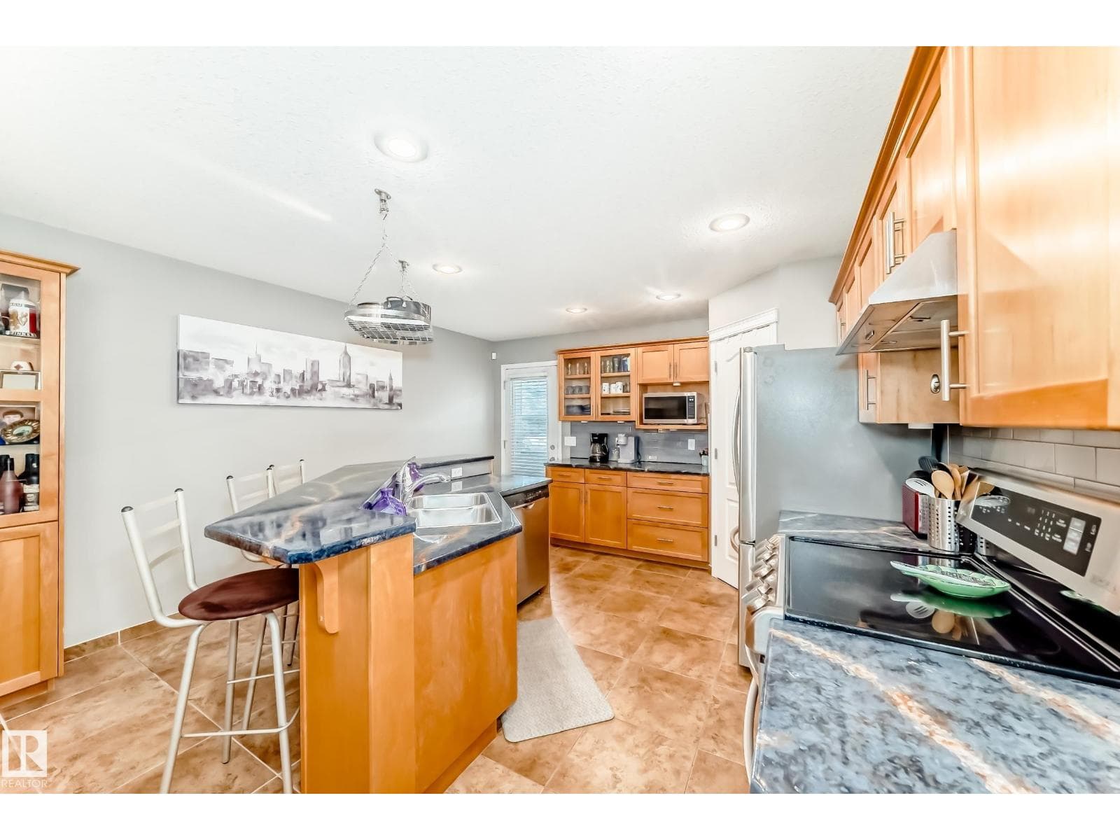 71 RIDGEHAVEN CR — photo 4
