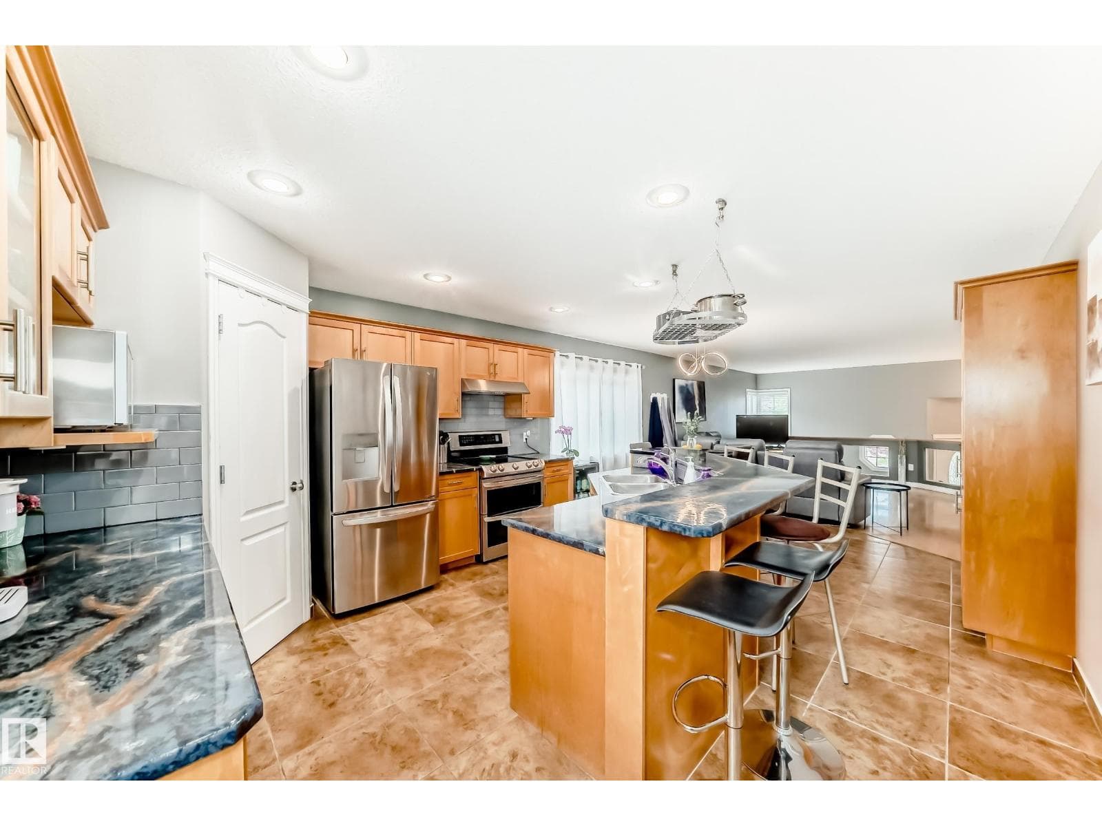 71 RIDGEHAVEN CR — photo 5