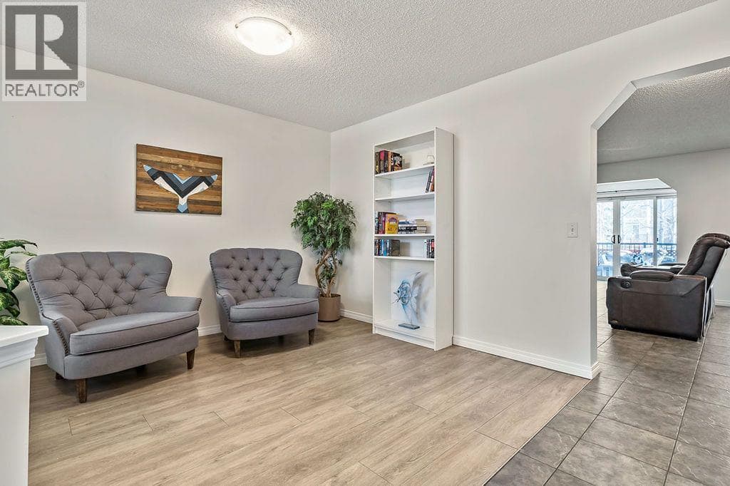 30 Drake Landing Common — photo 4