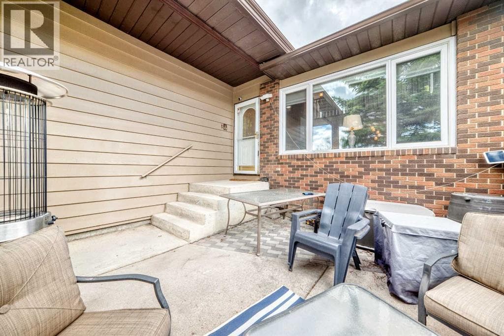 88 Castlefall Way NE — photo 2