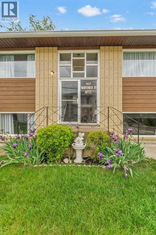 502 3 Avenue SE — photo 5