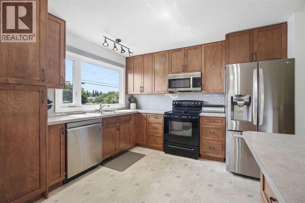 10011 Maplecreek Drive SE — photo 5