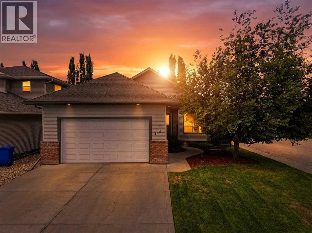 166 Lougheed Close