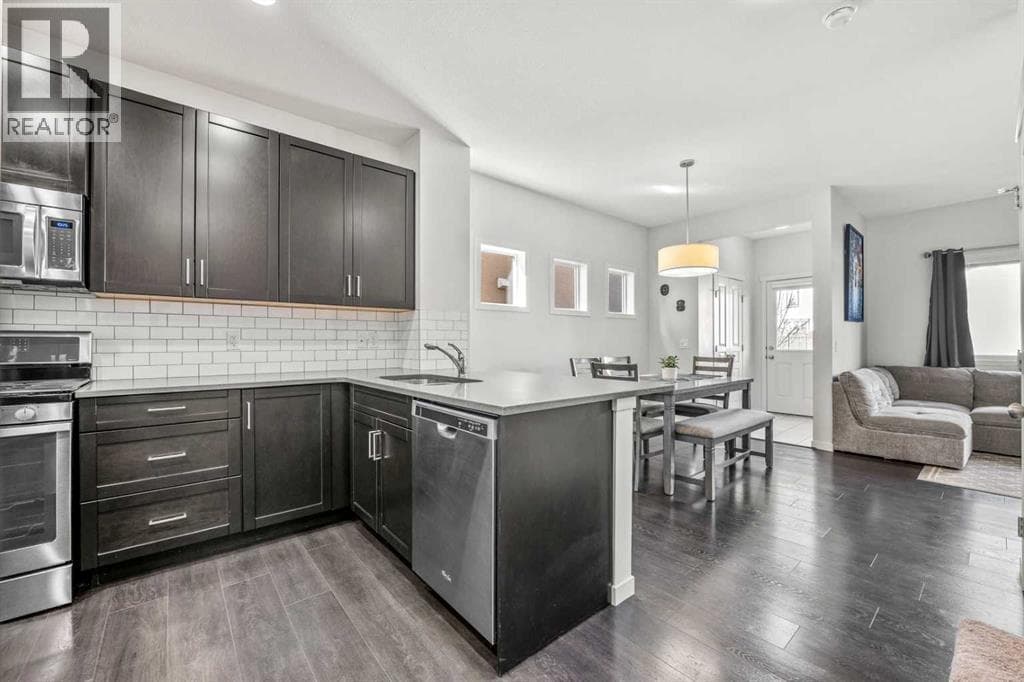 432 Marquis Heights SE — photo 4