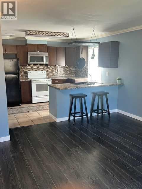 4905 49 Street — photo 2