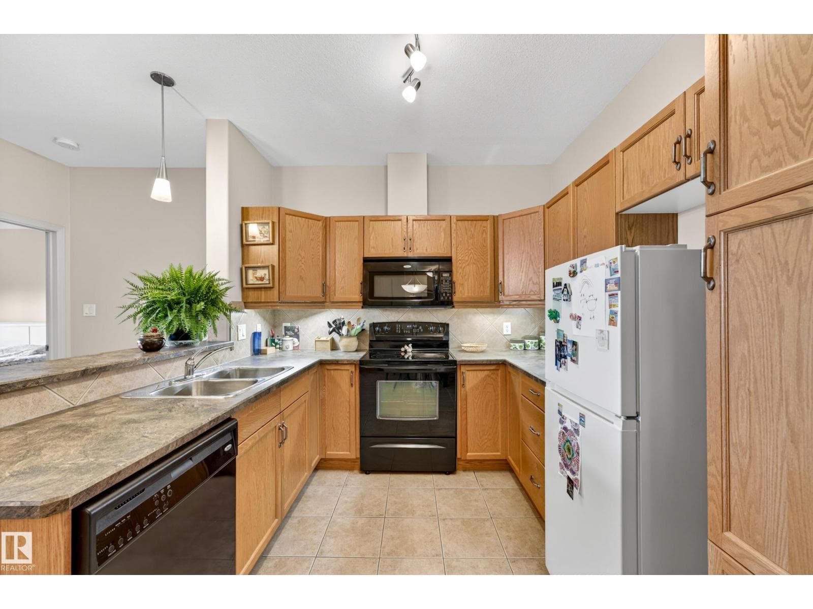 #133 2503 HANNA CR NW — photo 4