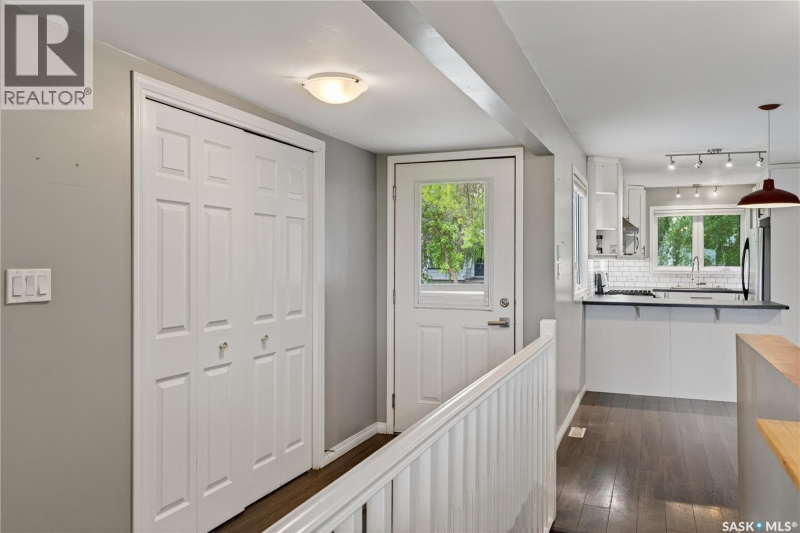 520 Caribou CRESCENT — photo 3