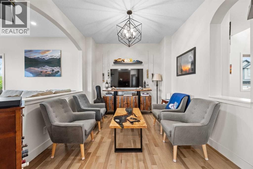 41 Drake Landing Crescent — photo 4