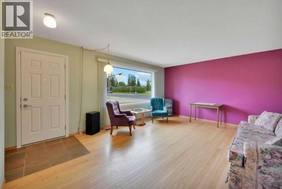 2 Mitchell Avenue — photo 4
