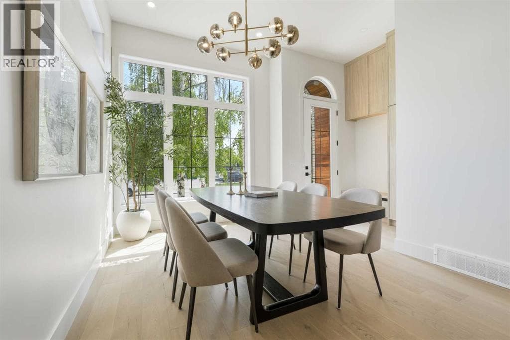 510 54 Avenue SW — photo 4