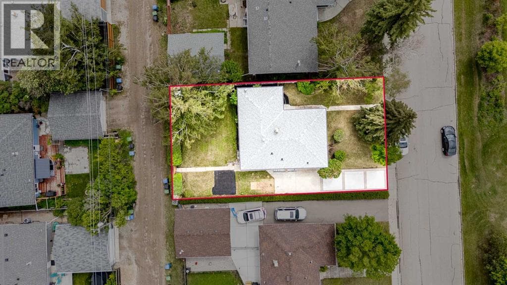 132 Haysboro Crescent SW — photo 3
