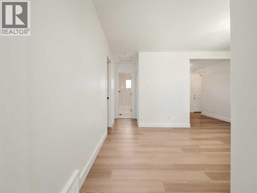 1025 12 Street S — photo 4
