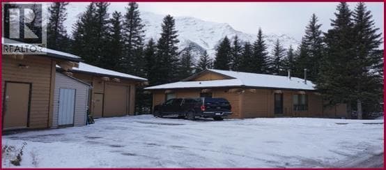 1 Mt. Sparrowhawk Crescent — photo 3