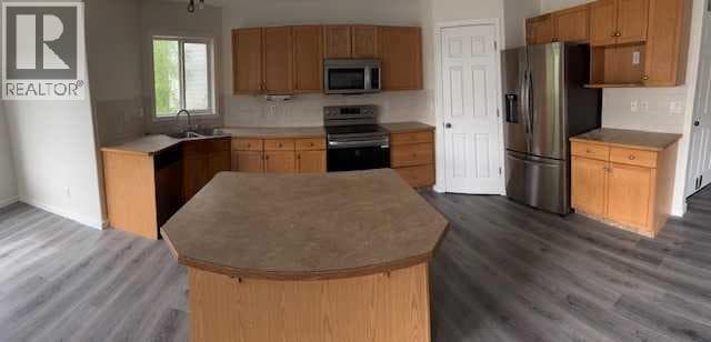 531 Stonegate Road NW — photo 4