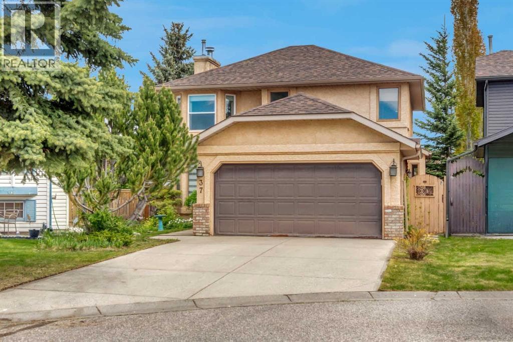 37 Shawbrooke Bay SW