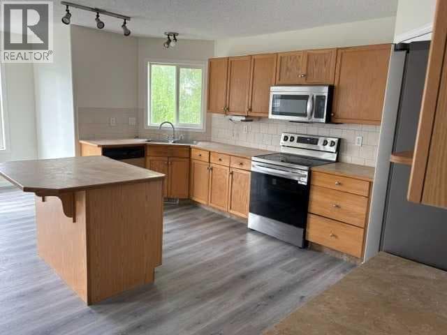 531 Stonegate Road NW — photo 5