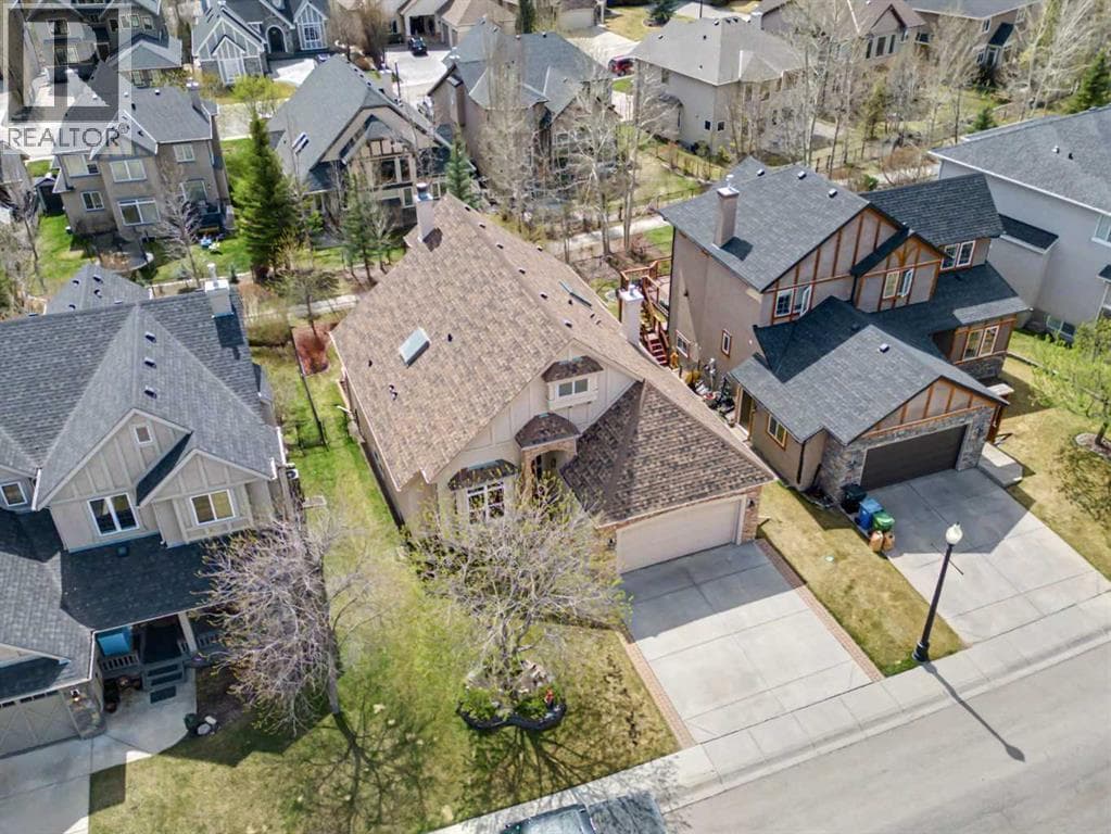 183 Discovery Ridge Way SW — photo 2