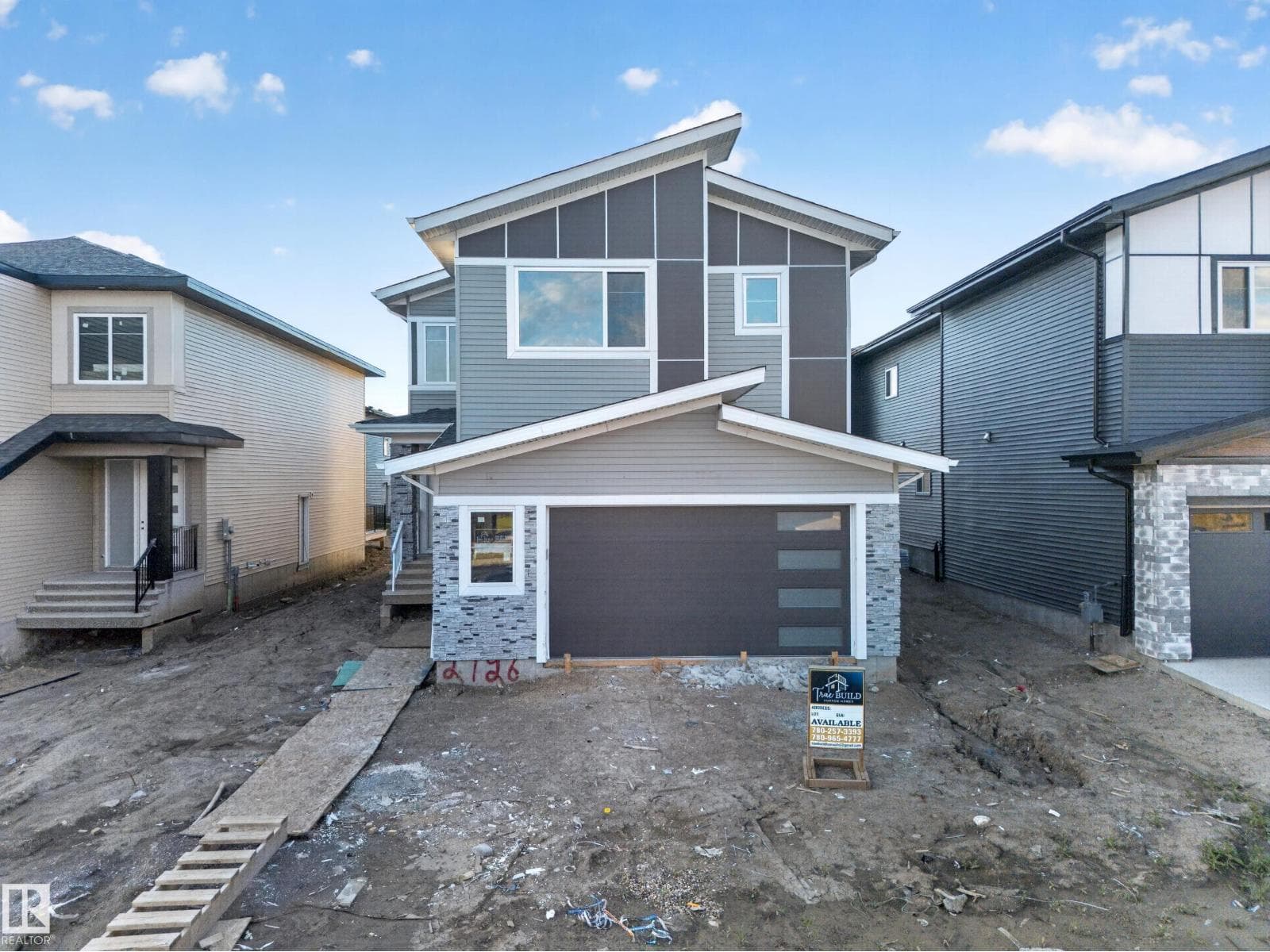 2726 63ave Churchill Meadows — photo 4