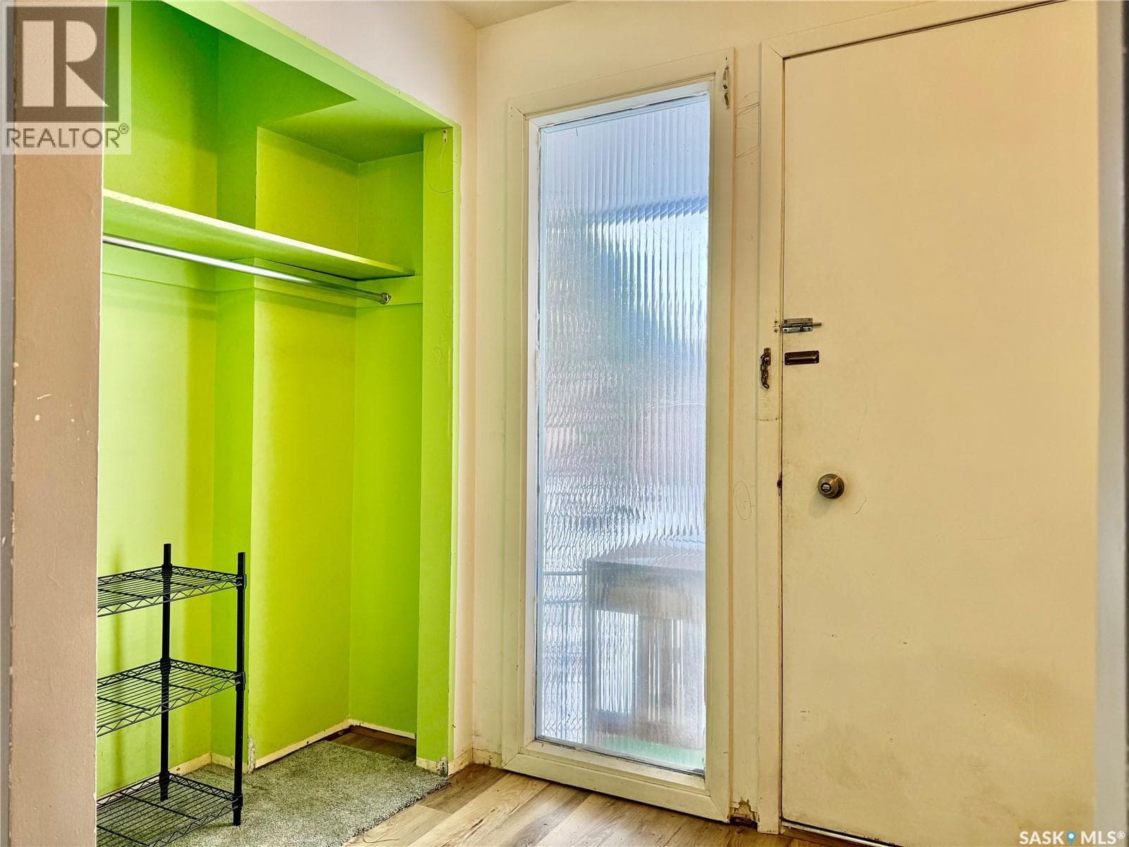 15 Willow PLACE — photo 2