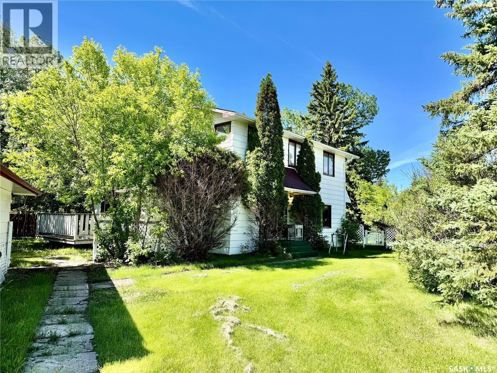 15 Willow PLACE
