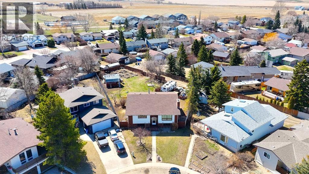 640 Mcculloch Crescent — photo 2