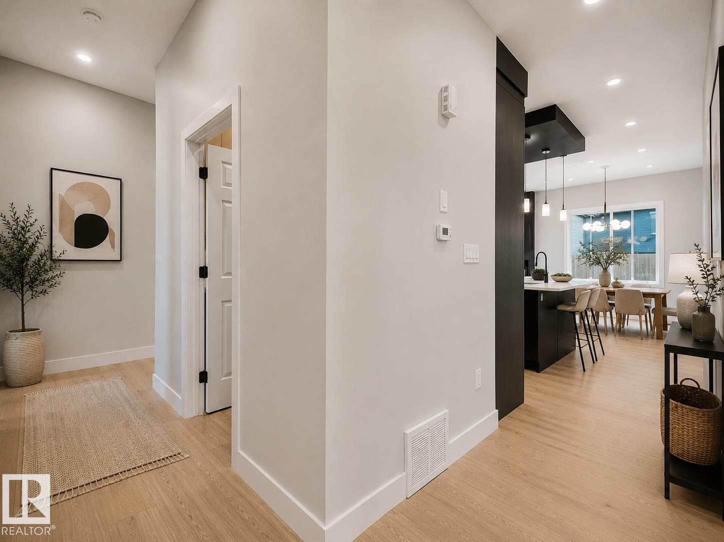 22 Dalquist Bay — photo 4